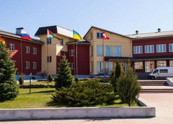 Кобрин гостиницы