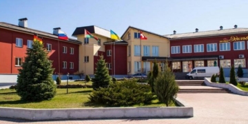 Кобрин гостиницы