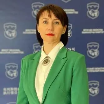 Инна Савенок