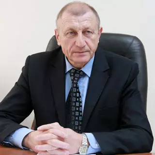 Токарь Николай Васильевич