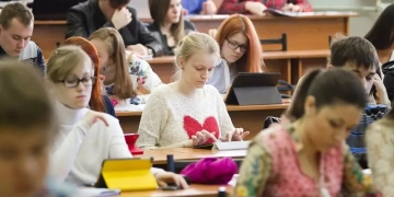 студенты абитуриенты