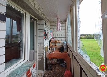 Юный березовчанин «побаловался» дома с петардой и практически остался без пальцев