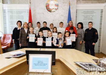 Юные брестчане провели лето с пользой и фотоаппаратом