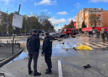 Россия сегодня утром нанесла массированный ракетный удар по всем регионам Украины