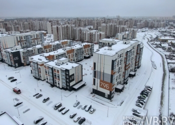 Имя собственное – «Лесной парк». Впервые в Бресте – лифт в пятиэтажном доме, озеро для семейного отдыха и природный акцент фасадов