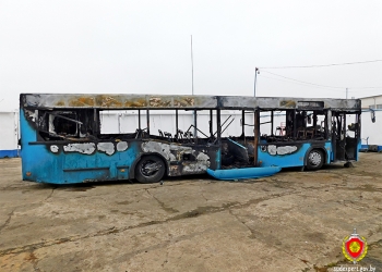 Помните, как в Барановичах угнали автобус? Судебные эксперты выяснили, почему он загорелся