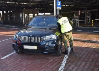 Белорус пытался вернуться домой из Польши на угнанном «БМВ» за 80 тысяч долларов