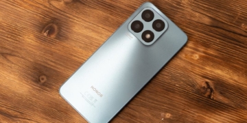 Строгая классика в современной обертке. Обзор смартфона HONOR X8a
