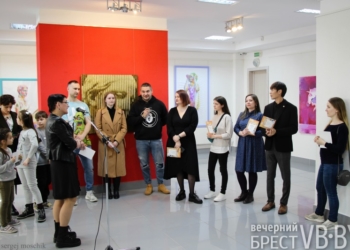 В Бресте пройдет выставка молодых художников «Усе разам-10»