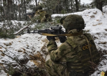 ФОТОФАКТ. На «Брестском» полигоне прячутся десантники
