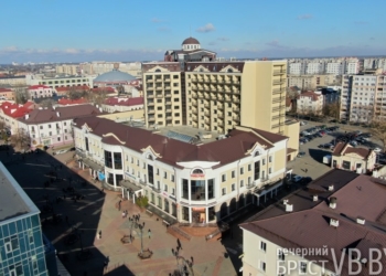 Тишина под куполом «Дидас Персии». Какие планы на гостиничный «олимпийский долгострой»?