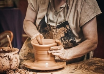 «Многие мастера могут прекратить работу». Ремесленники переживают о своем будущем из-за изменений в законодательстве