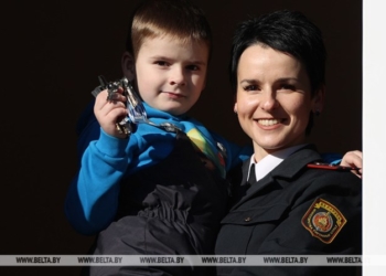 Лукашенко подписал указ об арендном жилье для военнослужащих. Кто и на каких условиях получит его безвозмездно?