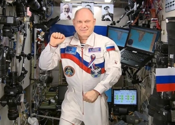 Летчик-космонавт РФ прибыл в Брест с миссией в честь Дня Победы