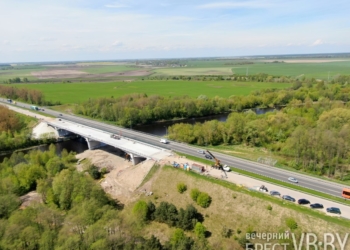 Работы на «Бульковском» мосту на трассе М-1 планируют завершить к концу августа текущего года