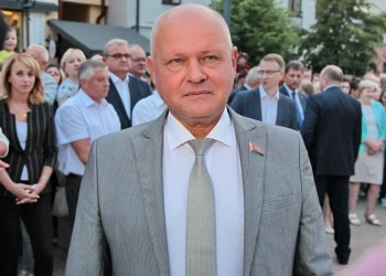 Леонид БРИЧ