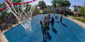 BREMOR построила в центре Бреста стильный стадион для детей