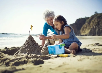 море с бабушкой