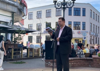 «Читающий бульвар» на выезде на улице Советской