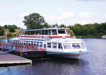 Теплоход Гродно