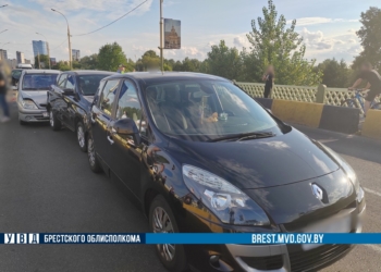 Вчера в конце рабочего дня крайне проблематично было передвигаться на авто в центре Бреста