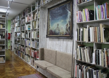 Выставки и квизы в честь библиотеки