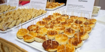От пельменей до блинчиков. Стали известны новые блюда в школьных столовых Бреста