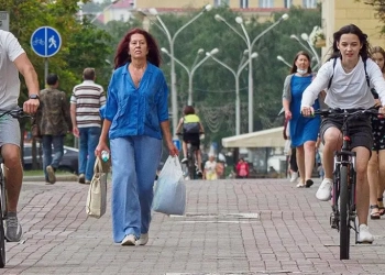 Велосипед тротуар