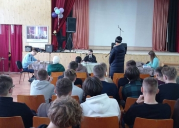 30 базовых за попытку присвоить оставленный в автобусе мобильник