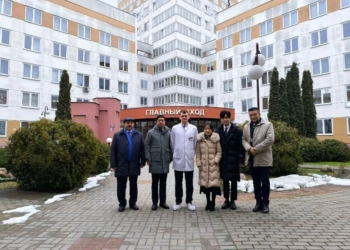 Делегация китайской компании Beijing Zhaongbai Business Management Co.Ltd посетила Брестскую центральная горбольницу