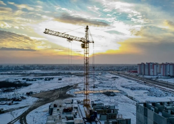 Кран Брестжилстрой