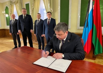 Юрий Шулейко посетил Генеральное консульство России в Бресте