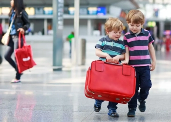 Ребенок за границей