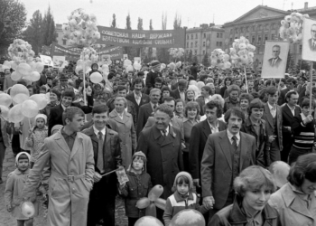 Как в разные годы брестчане отмечали День международной солидарности трудящихся