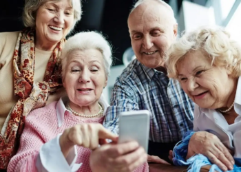 пенсионеры