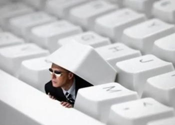 Под колпаком у всемирной паутины