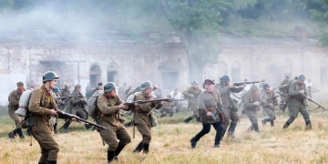 реконструкция враг