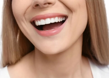 Стоматолог улыбка