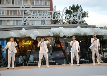 Концерт «Дорогами славы» на ул. Советской