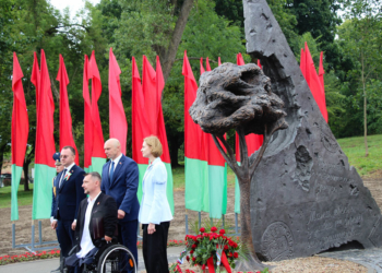 обелиск Брестская крепость