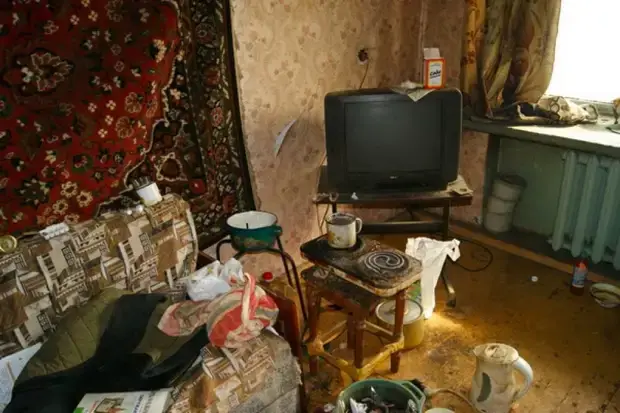 притон