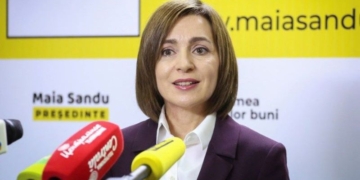 Майя Санду лидирует на выборах главы государства в Молдове