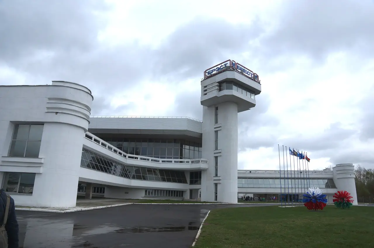 Брест аэропорт