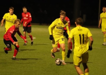 «Нива» по-прежнему вторая в турнирной таблице чемпионата первой лиги по футболу