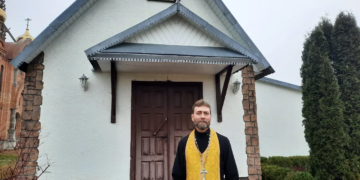 отец Дмитрий Иванов