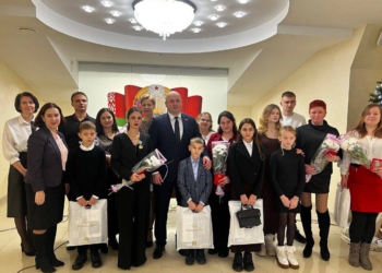 орден матери вручили брестчанкам