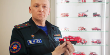 Дмитрий КОМАРЧУК