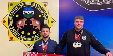 золото у белорусов по армрестлингу