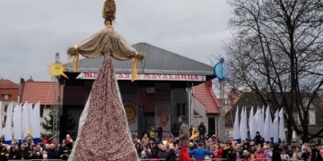 23 февраля в Брестском парке культуры и отдыха праздник «Здравствуй, Масленица!»