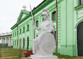 Завершены внешние реставрационные работы Восточного корпуса Ружанского дворца